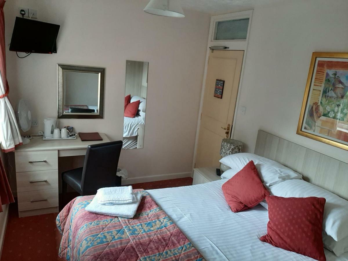 The Pilgrim'S Guest House 뉴버리 외부 사진